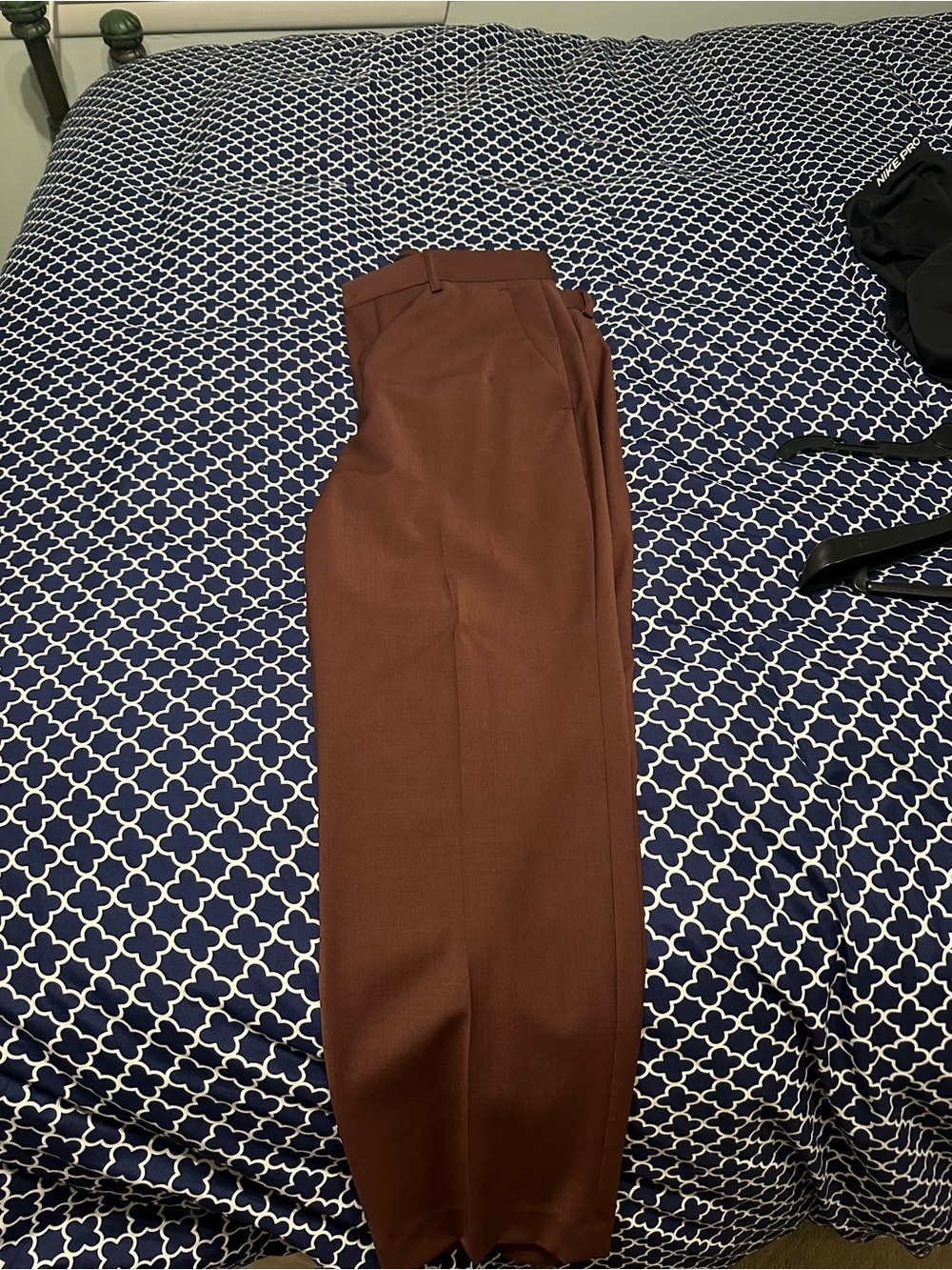 Express Women's Straight-Leg Trousers in Rich Brown